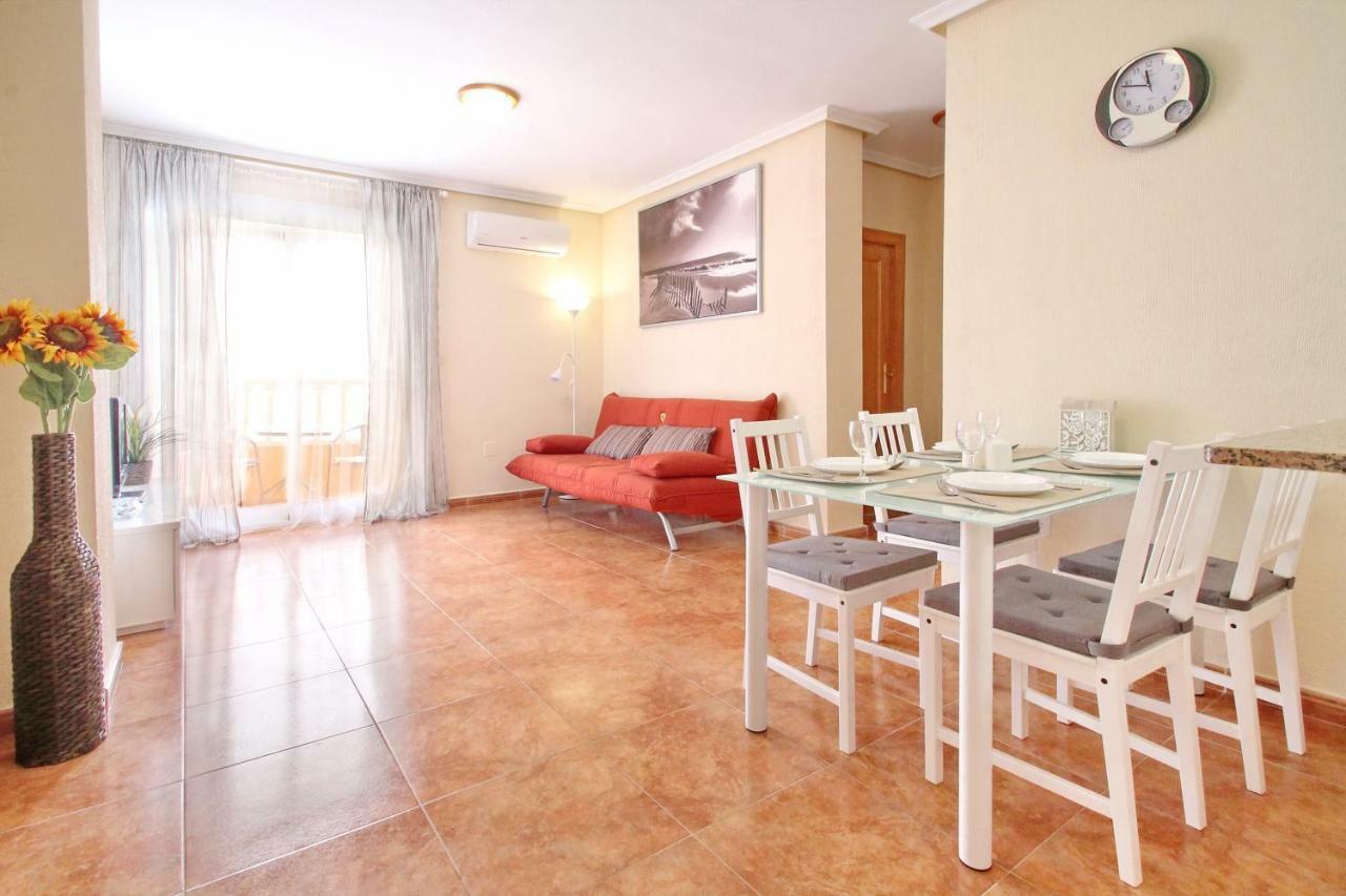 Zoa Happy Vacations Apartamento Torrevieja Exterior foto