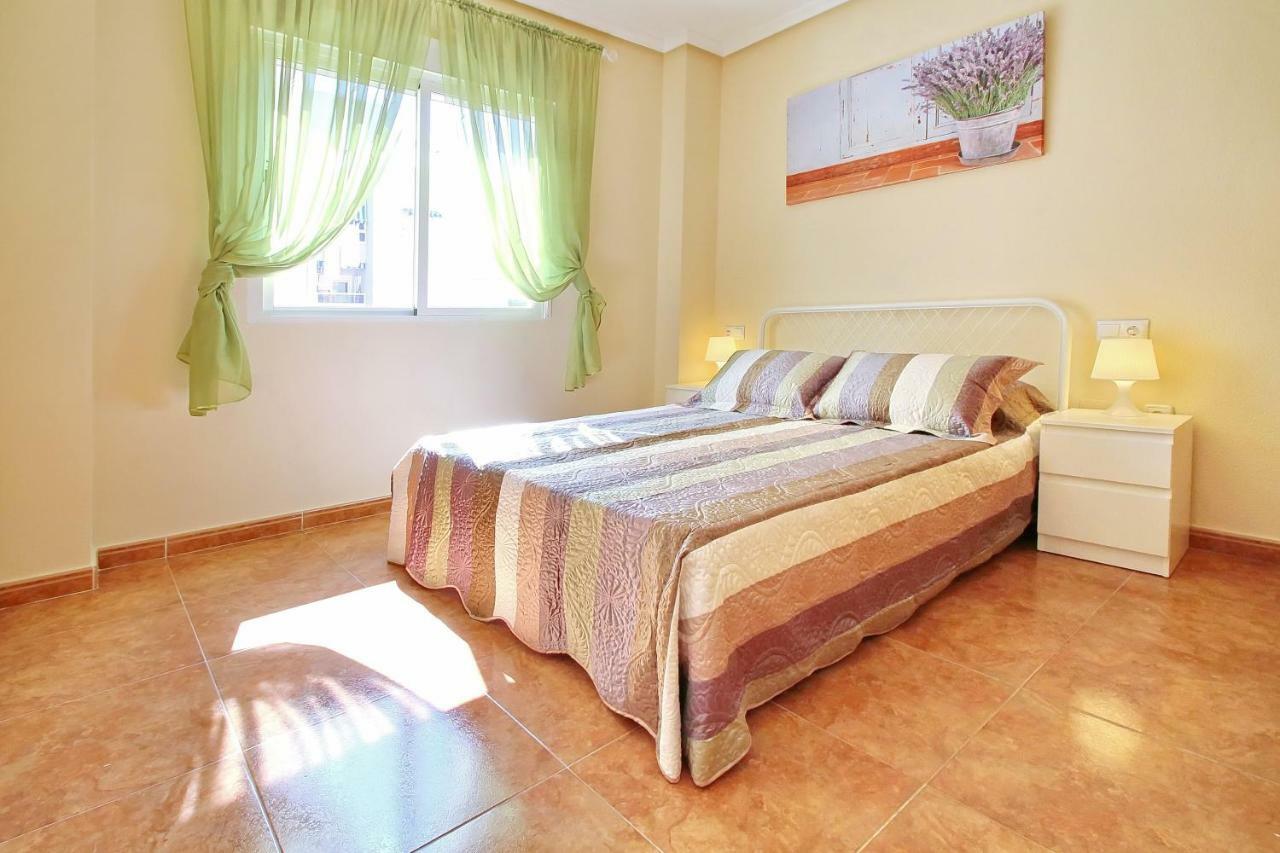 Zoa Happy Vacations Apartamento Torrevieja Exterior foto